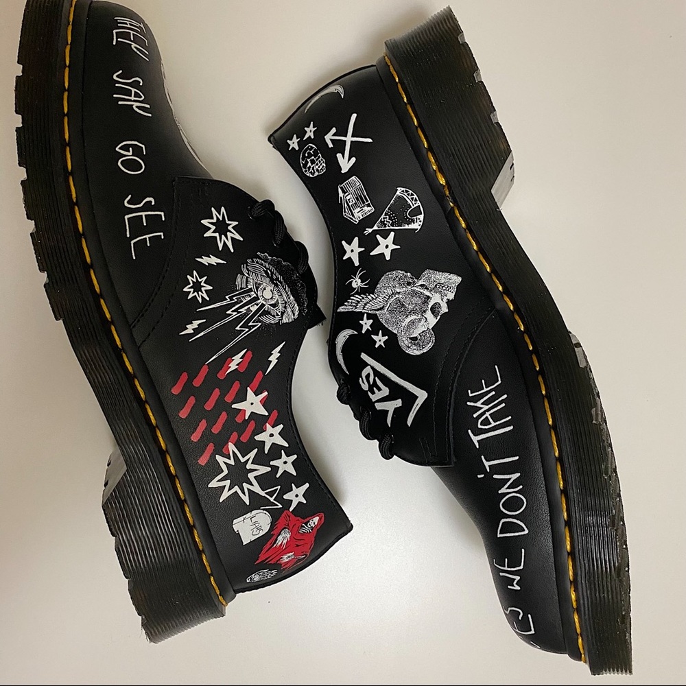 DOCTOR MARTENS - 1461 Rebel Leather Printed Oxford